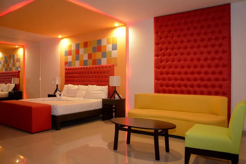 Vita Love Hotel Mérida 3*,  México